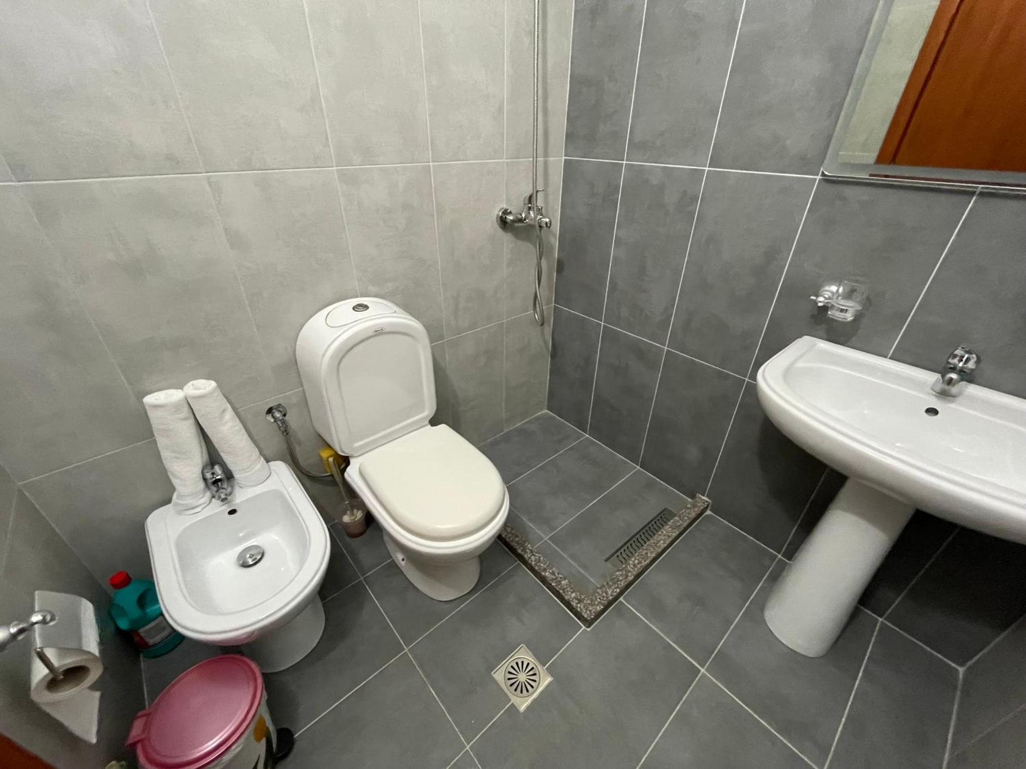 South Apartment Sarandë 外观 照片