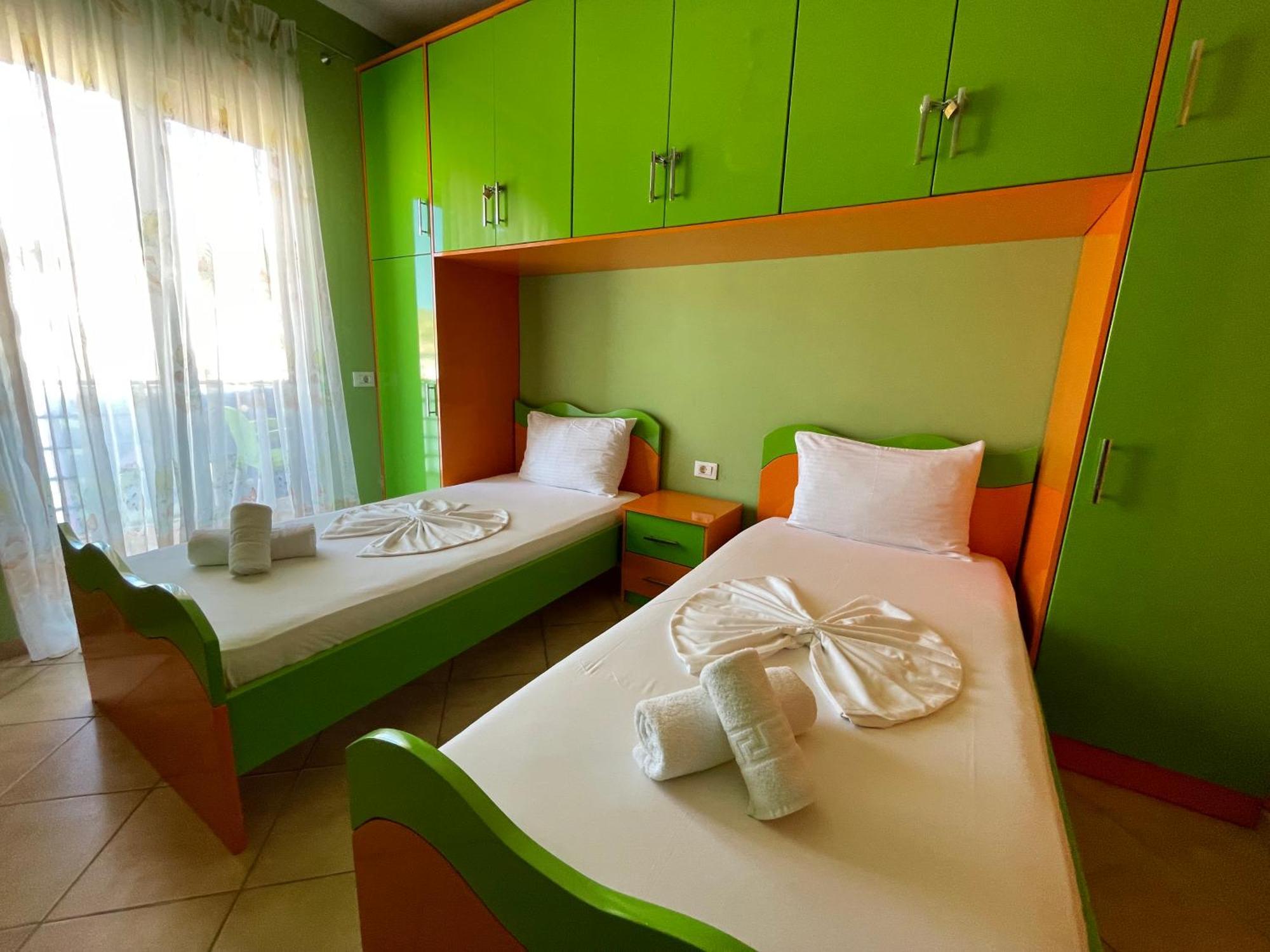 South Apartment Sarandë 外观 照片