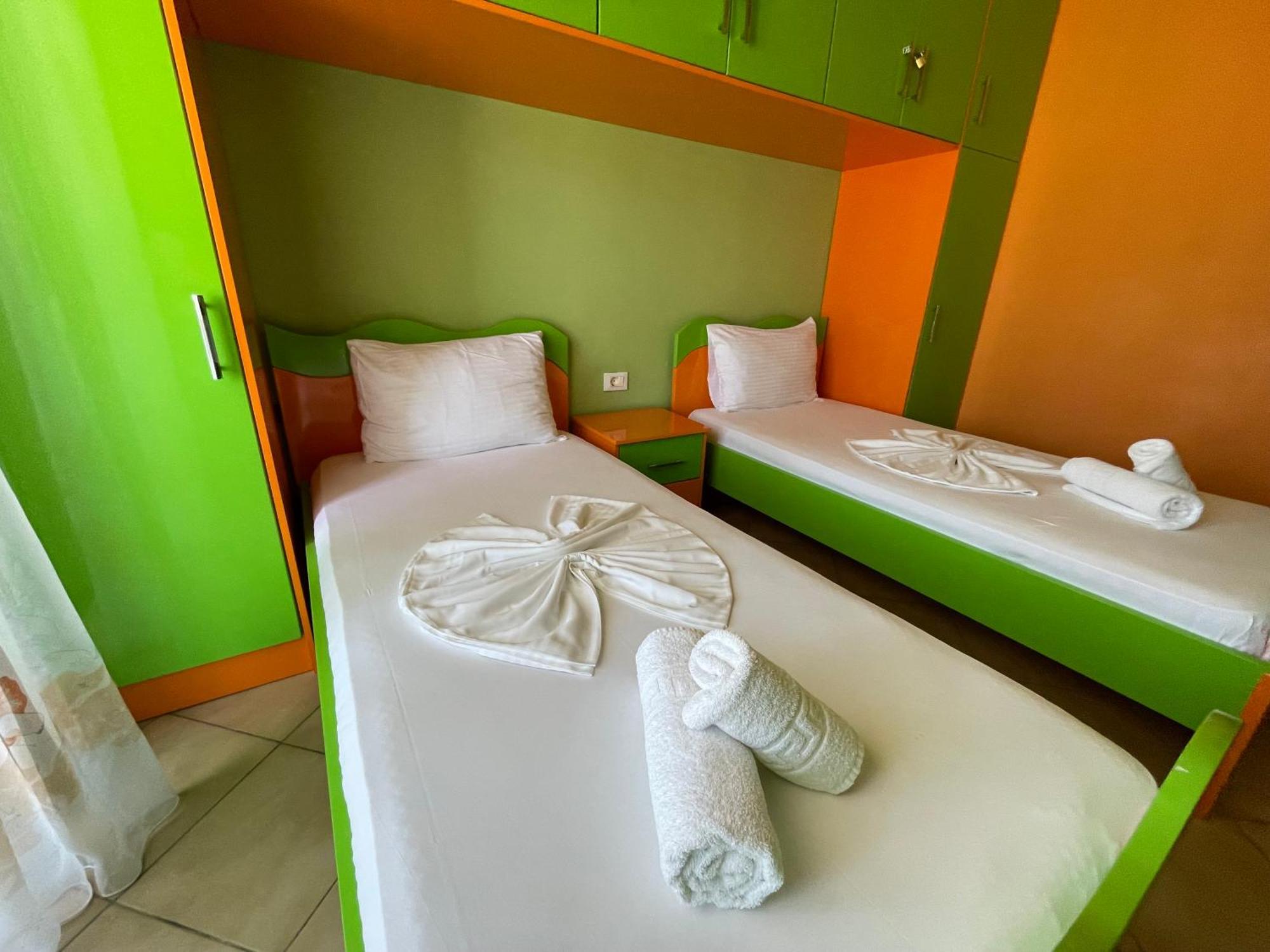 South Apartment Sarandë 外观 照片
